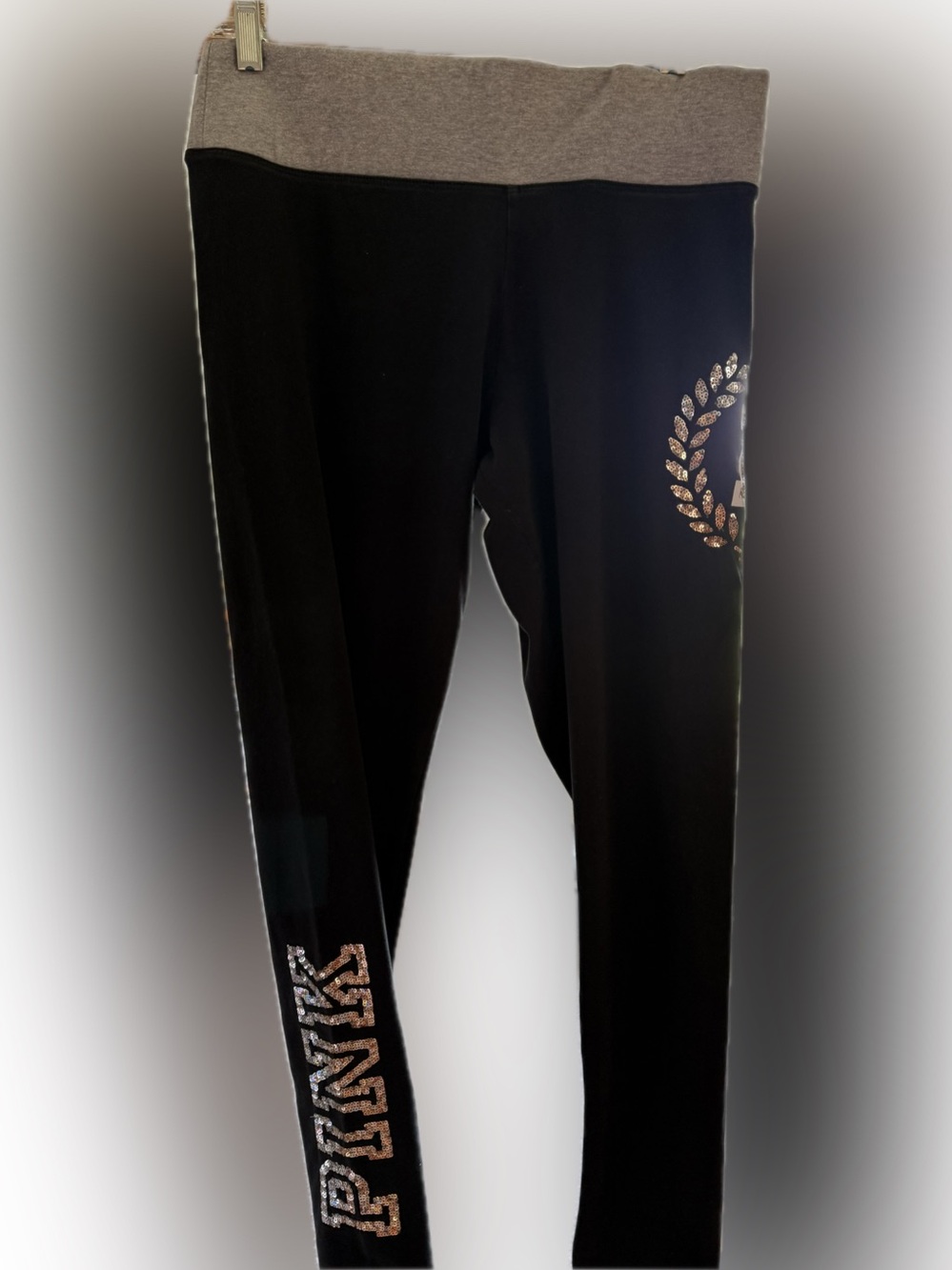Victoria’s Secret PINK Sequin Logo Black Leggings LARGE